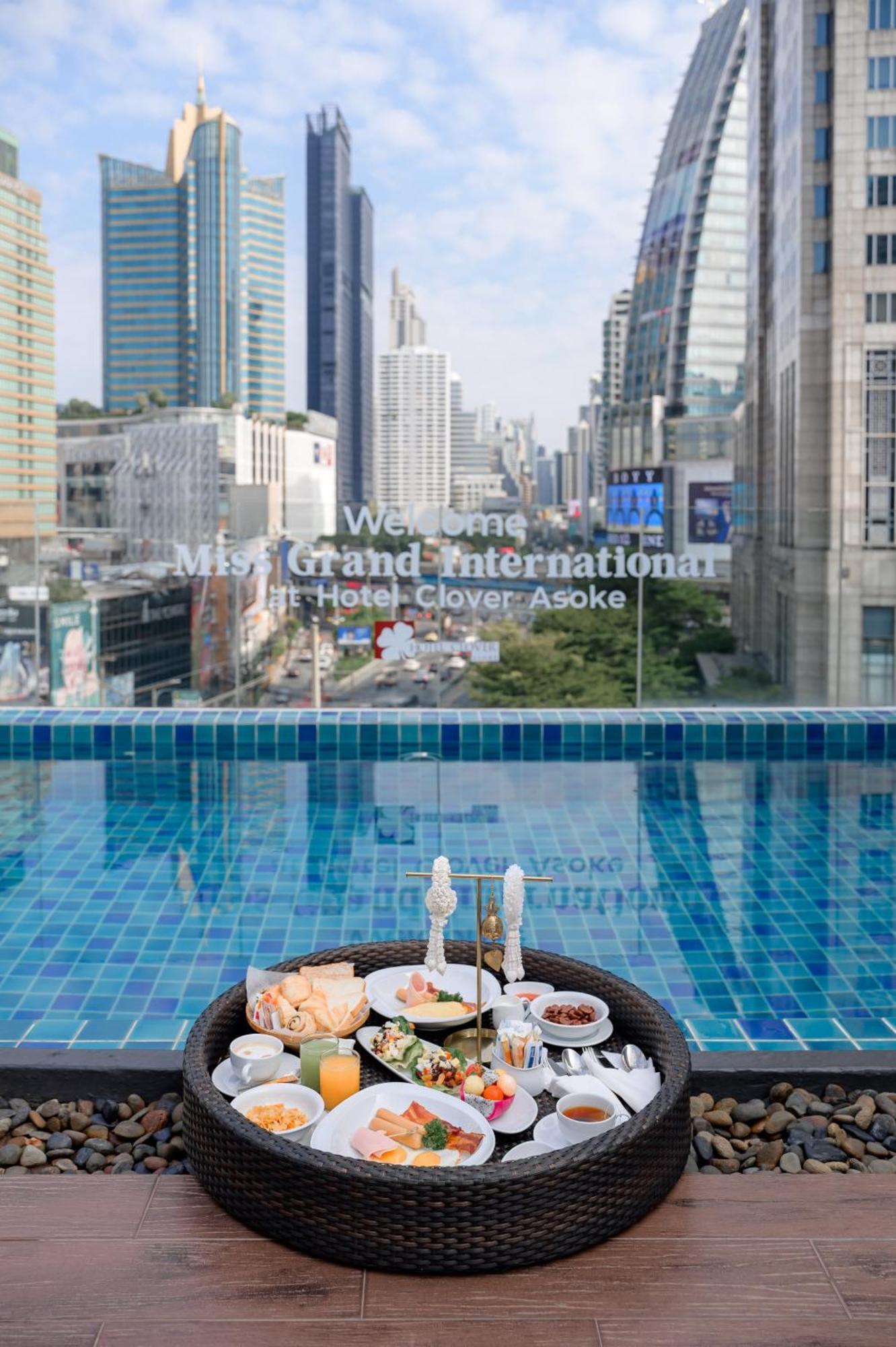 Hotel Clover Asoke - Sha Extra Plus Bangkok Zewnętrze zdjęcie